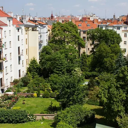 Your In Prague, Apt. Belvedere Konukevi