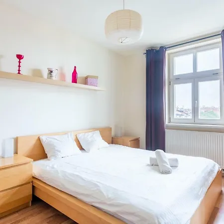 ゲストハウス Your In Prague, Apt. Belvedere プラハ
